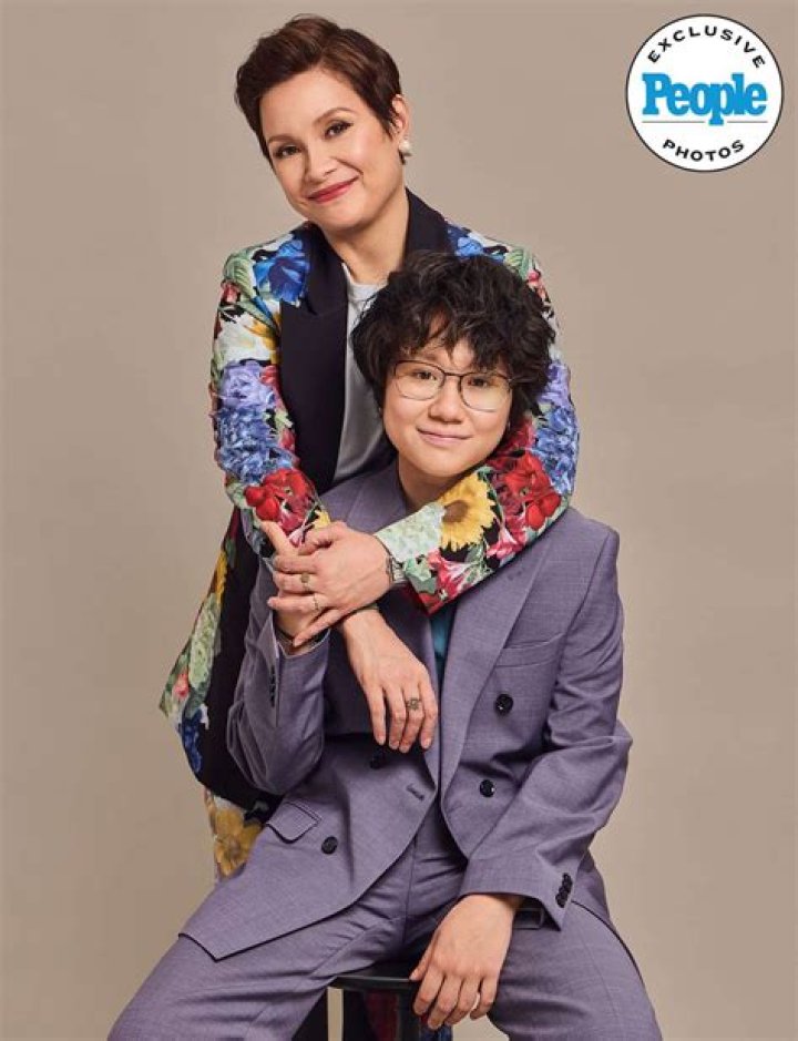 Is Sophie Schmidt Lesbian? Meet Her Husband Nic Kyle