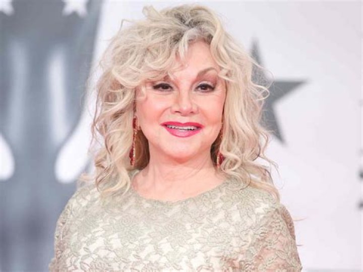 Stella Parton (Dolly Parton Sister), Siblings, Songs, Age, and Net Worth