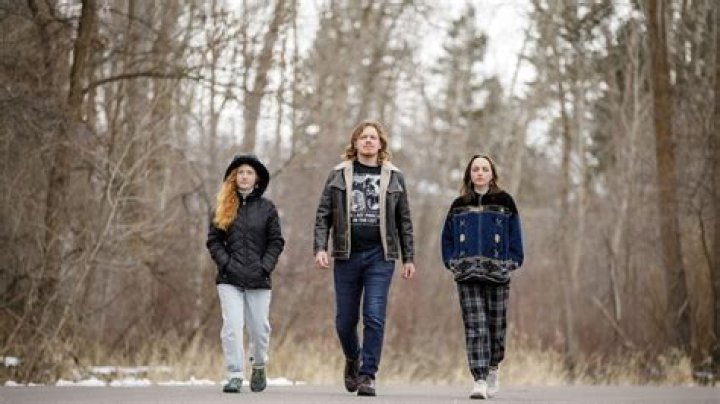 Who Is Stewart Rhodes Son Dakota Adams? Meet His Daughters