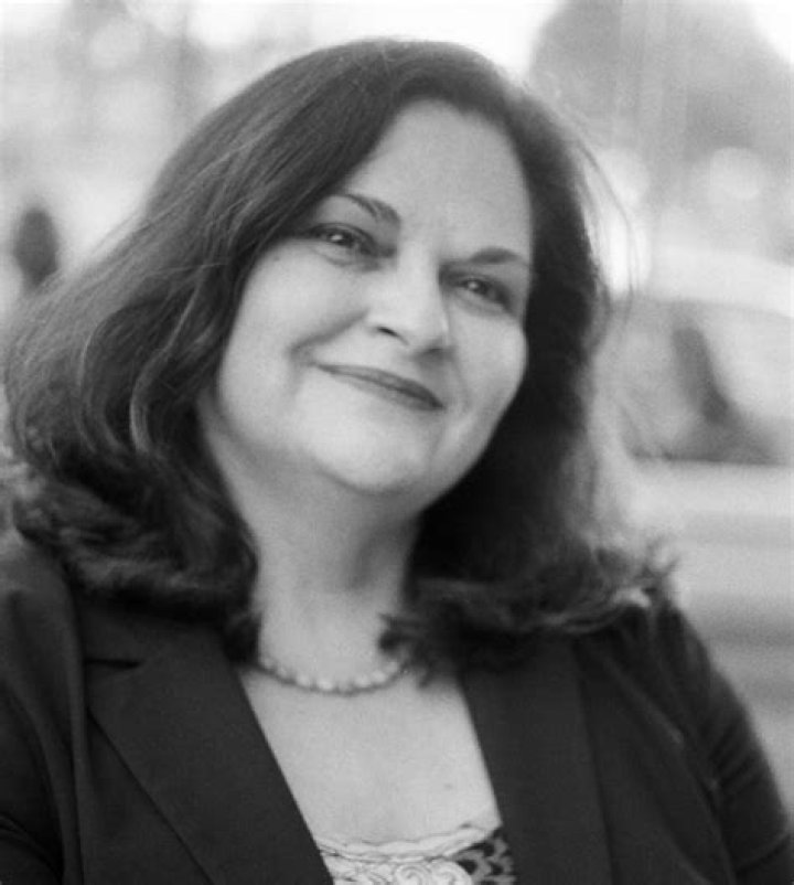 
Dennis Prager’s Wife Susan Reed, Enjoying Marital Bliss Since 2008
