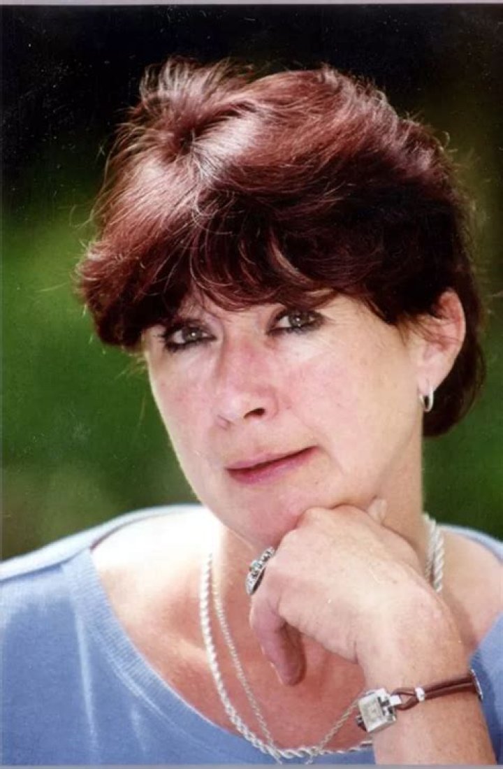 
Meet Sarah Streeter – Rod Stewart’s Daughter Is His Eldest Kid
