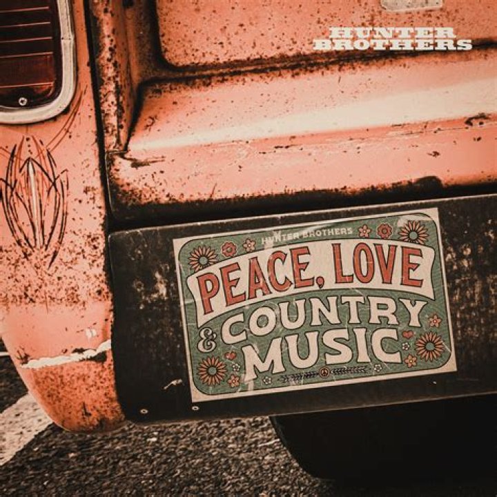 The Hunter Brothers Are Spreading “Peace, Love & Country Music” With New Summer Anthem (Listen) – Celeb Secrets Country