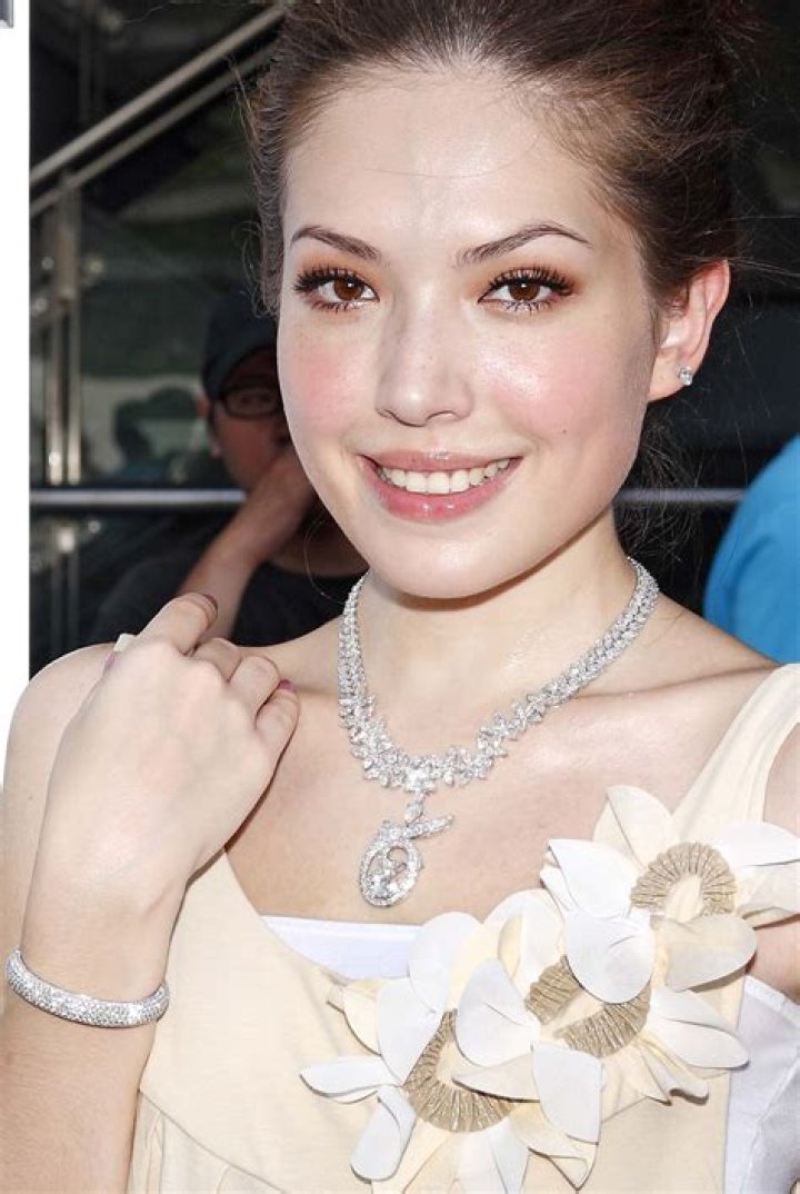 Tiffany Hsu New York Times, Bio, Wiki, Age, Height, Wife, Salary, and Net Worth