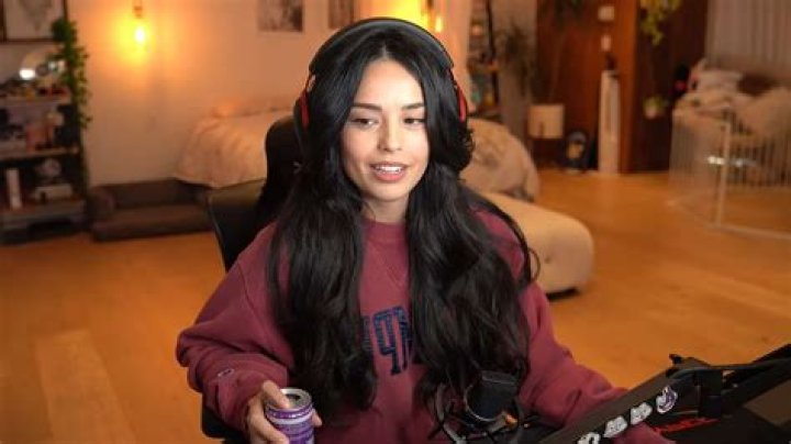 Valkyrae Height, Net Worth, No Makeup, Real Name