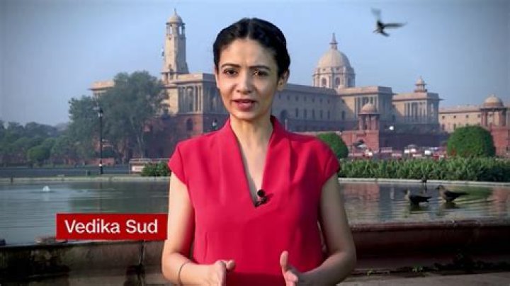 Vedika Sud CNN, Bio, Age, Height, Family, Husband, Education, Salary, and Net Worth
