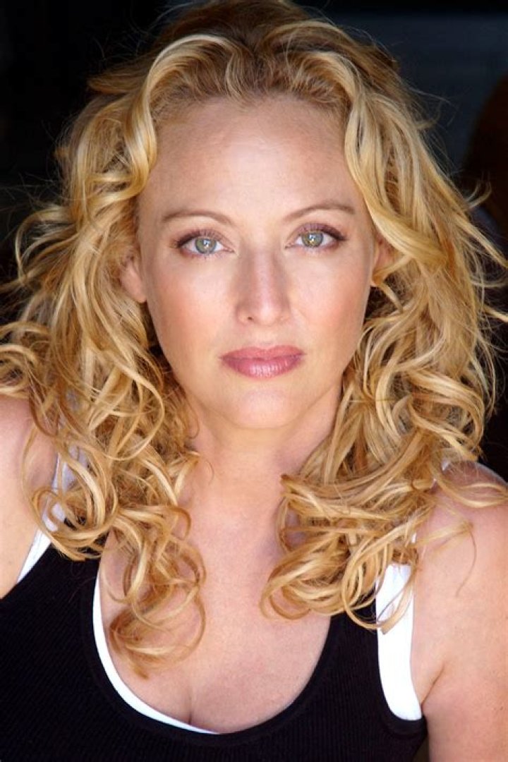 Virginia Madsen – Biography, Facts & Life Story