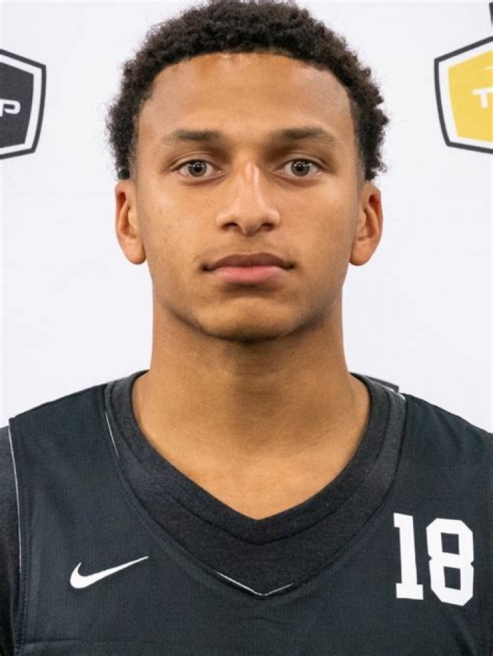 
Ray Allen Net Worth – Had A Lucrative Salary During His Peak Years
