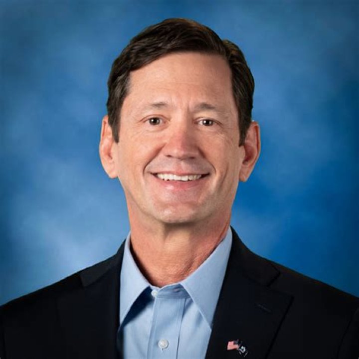 Wayne Peacock Usaa, Wikipedia, Age, Wife, Email, Salary, and Net Worth