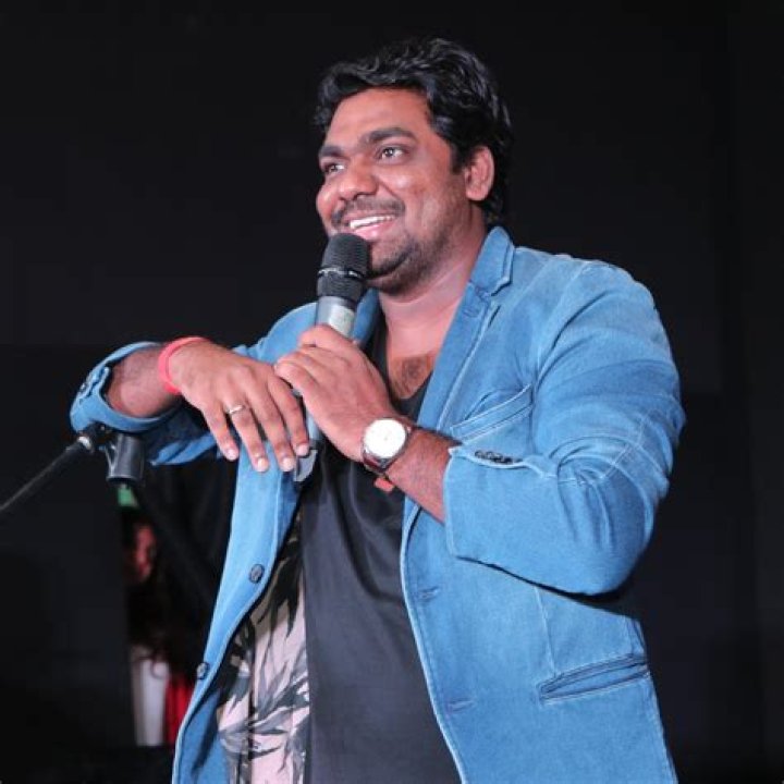 Zakir Khan – Biography, Facts & Life Story