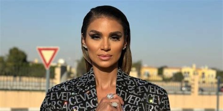 Zeina Khoury Husband, Net Worth, Age, Height, Weight, Children, Wiki