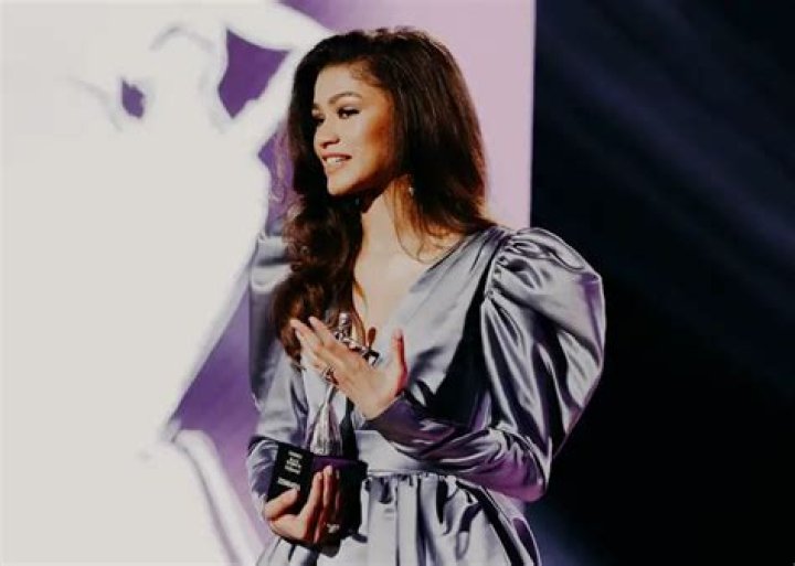 Zendaya Honored for Contributions to Hollywood & Global Culture at the ESSENCE Black Women in Hollywood Awards 2021